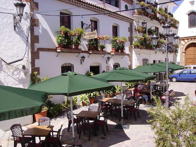 La Plaza Canillas de Albaida